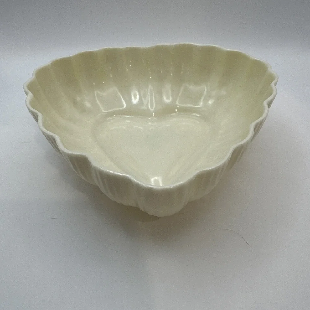 Irish Belleek Sweet Heart Shaped Candy Dish, Lustre Yellow 6.5